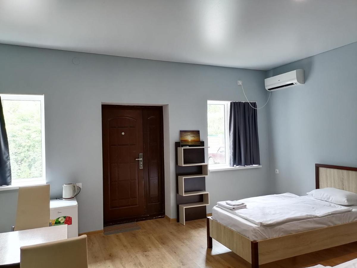 Mini-Hotel Abazgaa Гагра Екстер'єр фото